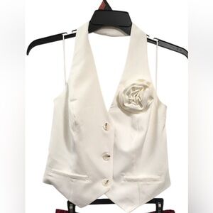 Off-White/Ivory Suit Style Vest with Floral Detail 🌸